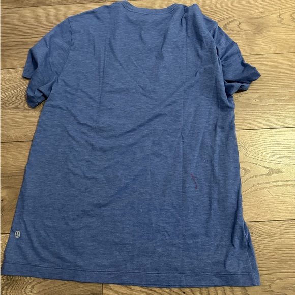 Lululemon Men's Blue T-Shirt Short Sleeve Size XL - Picture 2 of 5